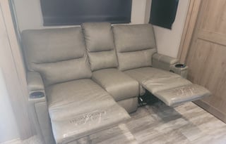 RV sleeps 2. pet friendly