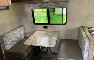 2018 Viking Ultra-Lite 17BH