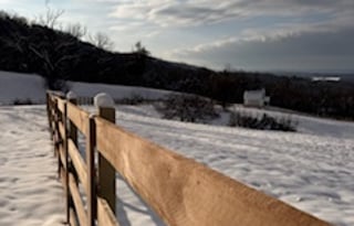 Stay in Style: Luxury Motor Coach on 80 acres!