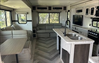 2024 CrossRoads RV Zinger ZR340RE