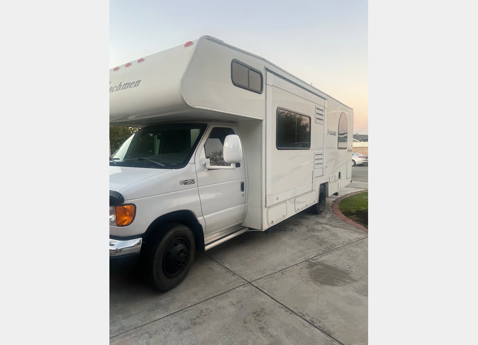 Class C Motor Home rentals in Nipomo