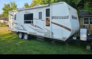 2011 Forest River RV Wildwood 23FB