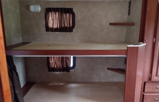 *FREEDOM FINDER* 2015 Winnebago Minnie Winnie