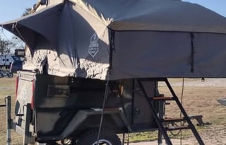 Overlanding camper trailer