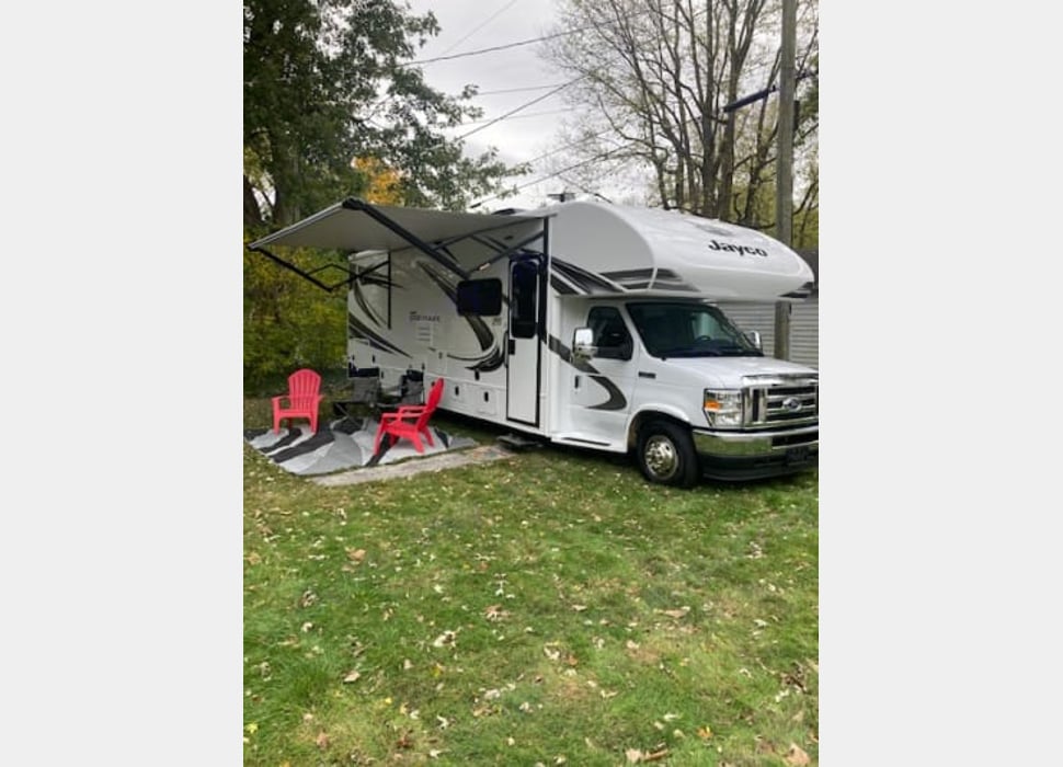 Class C Motor Home rentals in Indianapolis