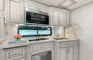 2022 Newmar Ventana 4369