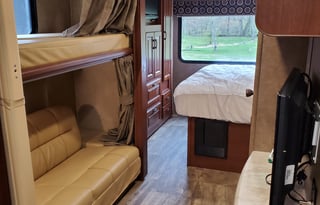 Travelin' in Style! Bunks! Slides! Space! Comfort! Coffee!!!