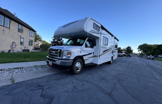 2025 28ft Coachmen 26DS - Sleeps 6