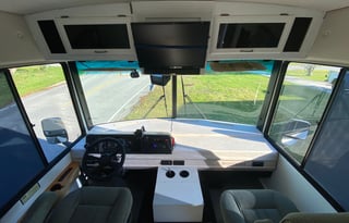 2002 Winnebago Sightseer 27C