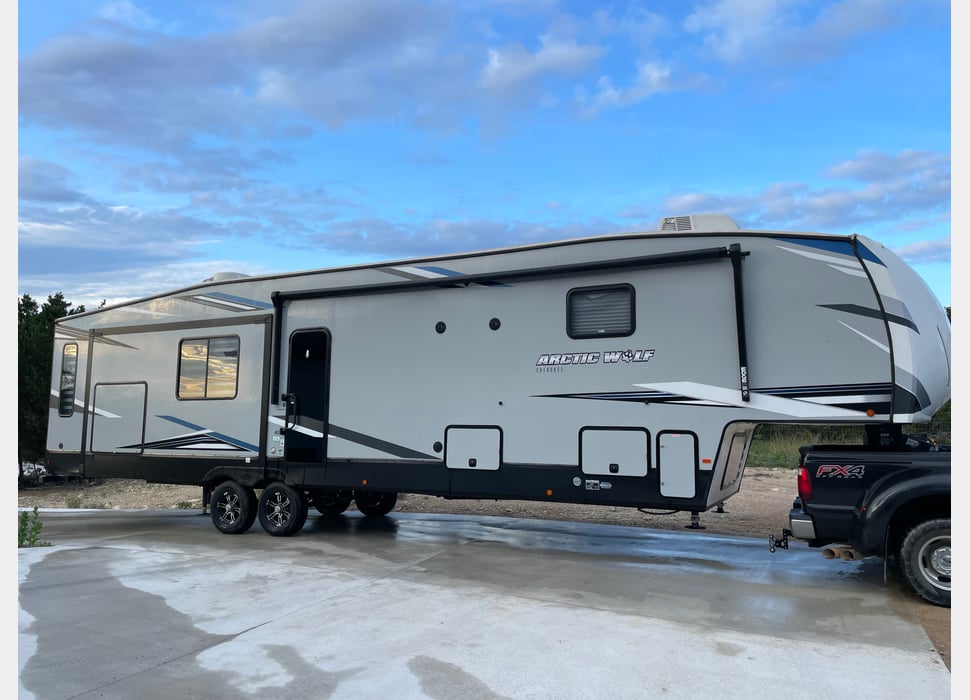 Fifth Wheel rentals in Leander