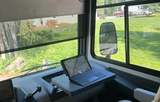 Luxury on the Road: Rent the Coachmen Encore 325SS