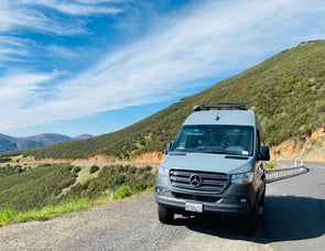 Thor Motor Coach Sanctuary 19P