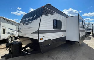 “Gracie’s Hideout” 2022 Keystone Hideout