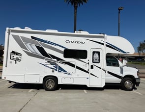 Thor Motor Coach Chateau 24F