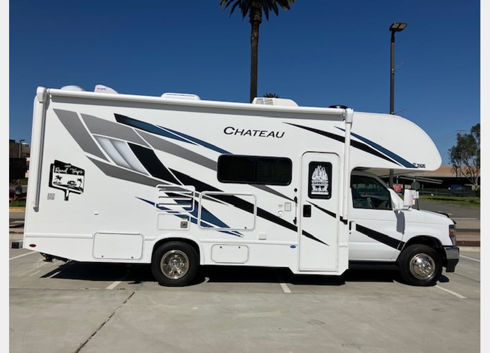Class C Motor Home rentals in Laguna Hills