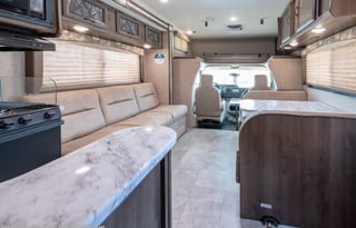 NEW 32' Bunkhouse sleeps 10