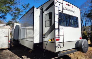 2022 Prime Time RV Crusader 382MBH delivery only