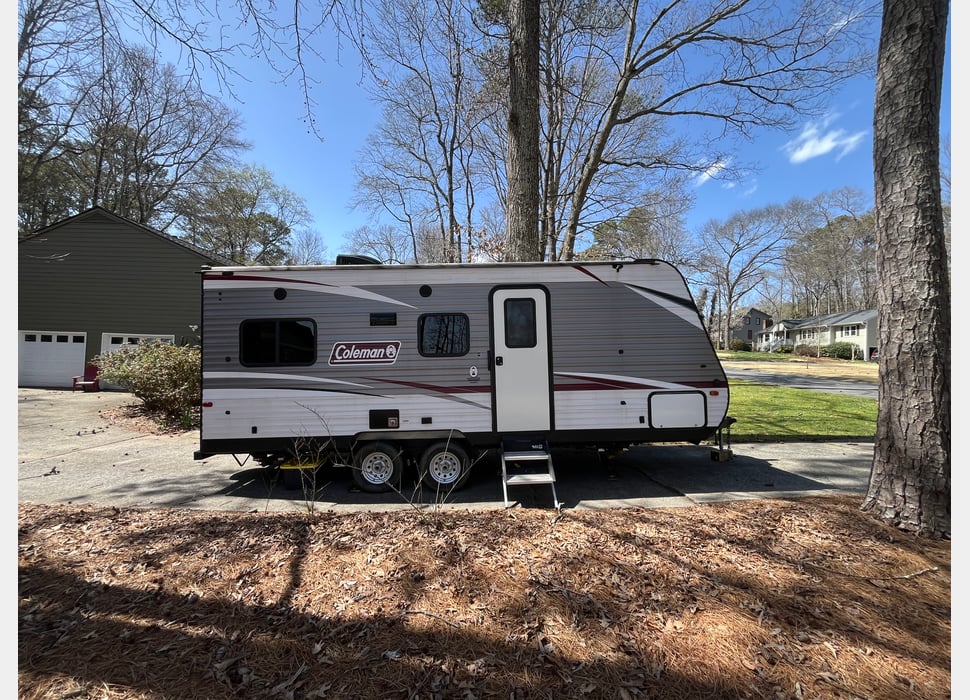 Travel Trailer rentals in Holly Springs
