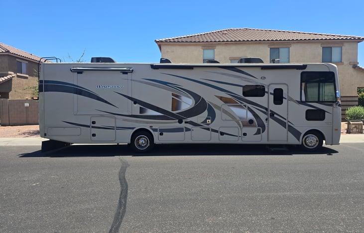 At 37' long, no one will feel cramped. At the same time, it's easy to drive.