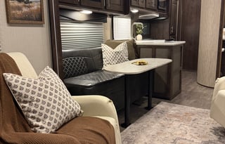 2019 Cruiser Stryker ST-2916 w/paddle boards!