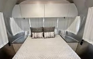 2024 Airstream RV Flying Cloud 27 FB