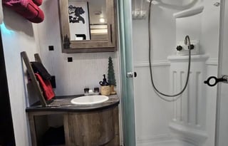 2022 Heartland Pioneer BH 330