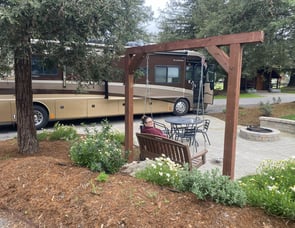 Fleetwood RV Revolution LE 40E