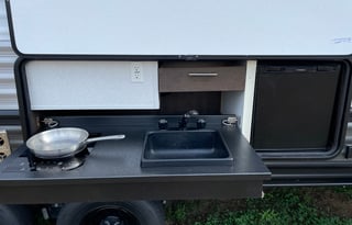 Modern & Comfortable Camping Trailer
