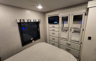 2022 Jayco Greyhawk 31F