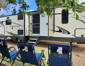 Forest River RV Wildwood Heritage Glen 273RL