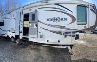2013 Heartland Bighorn 3260 Elite