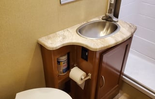 2018 Coachmen Pursuit 27DS Sleeps 8