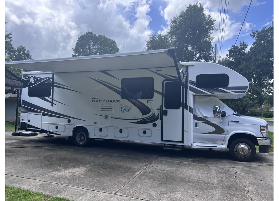 Class C Motor Home rentals in Westwego