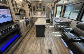 Multi-Bedroom/Loft  Camper On property Rental ONLY