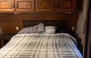 2012 Keystone RV Raptor 365LEV