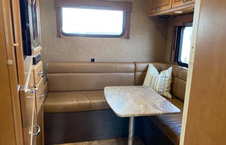 2016 Thor Motor Coach Axis 25.1