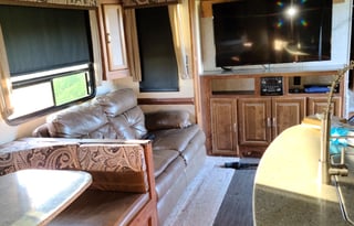 2017 Heartland Gateway 3800 RLB