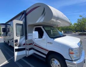 Thor Motor Coach Chateau 31L