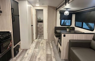 Sundance 291QB - 2 Bedroom Travel Trailer