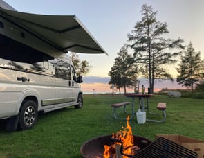 Winnebago Travato 59GL