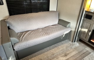 Family fun Camper with game room!!