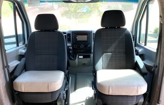 2020 Winnebago Porto 25