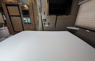 Thor Daybreak | Comfy and Well-Built Class C RV