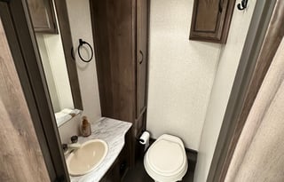 KRN Enterprises Family RV Rental