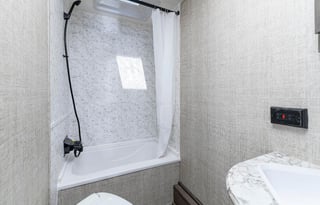 2022 Gulf Stream Ameri-Lite 197 Bunkhouse Sleeps 8
