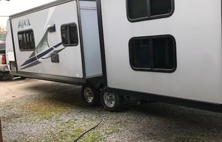 2018 Coachmen RV Apex Ultra-Lite 300LE