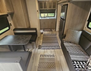 Keystone RV Springdale 220ML