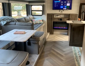 Forest River RV Wildwood X-Lite 282QBXL