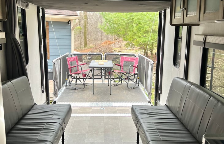 Two electric bunkbeds.
Couches convert to a queen size bed