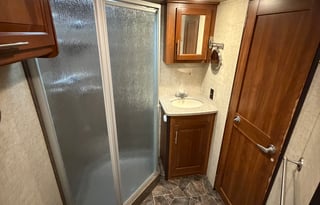 2014 Keystone Fuzion 7+ Guests